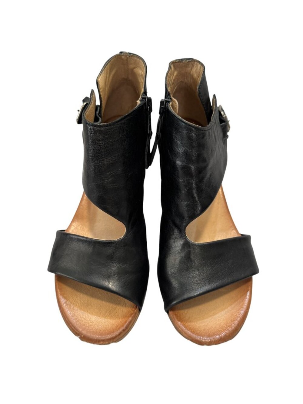 Miz Mooz Colbie Sandals Size 38 Black Leather Wedge Stack Heels Casual Classic